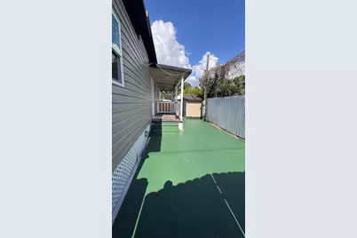 12909 Four Oaks Road, Tampa, FL 33624 - Photo 11