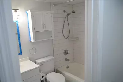 8201 Donaldson Drive, Tampa, FL 33615 - Photo 21