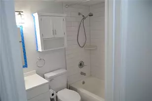 8201 Donaldson Dr, Tampa, FL 33615 - Photo 21