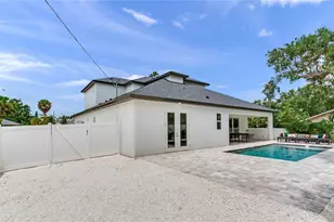 2814 54th St S, Gulfport, FL 33707 - Photo 65