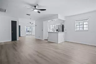 812 W Warren Ave, Tampa, FL 33602 - Photo 3