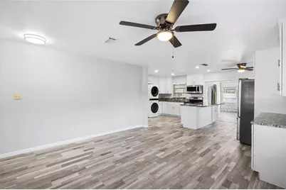 206 N Gunlock Avenue, Tampa, FL 33609 - Photo 9