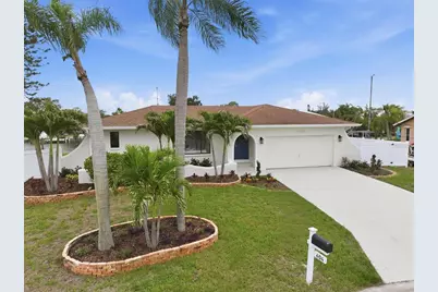 604 Kingston Court, Apollo Beach, FL 33572 - Photo 1