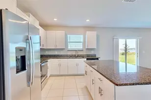 31707 Sun Kettle Loop, Wesley Chapel, FL 33545 - Photo 5