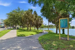132 Mirror Lake, Saint Petersburg, FL 33701 - Photo 35