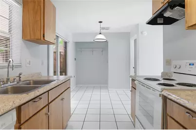 14021 Village Terrace Drive, Tampa, FL 33624 - Photo 7