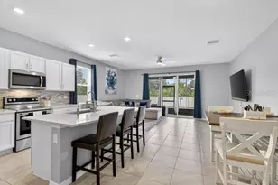 416 Mangrove Shade Cir, Apollo Beach, FL 33572 - Photo 7