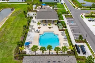 416 Mangrove Shade Cir, Apollo Beach, FL 33572 - Photo 3