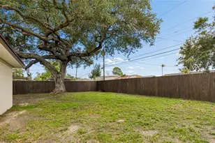 5700 65th Ave N, Pinellas Park, FL 33781 - Photo 27