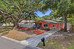 961 Lexington Dr, Dunedin, FL 34698 - Photo 1