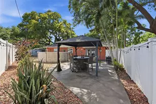 961 Lexington Dr, Dunedin, FL 34698 - Photo 21