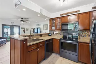 961 Lexington Dr, Dunedin, FL 34698 - Photo 5