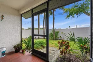 561 Laguna Vista Ct, Largo, FL 33771 - Photo 25