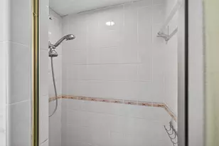 3911 16th Ave N, Saint Petersburg, FL 33713 - Photo 15