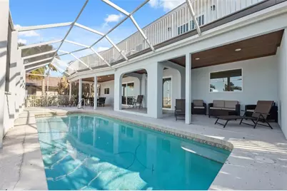727 Key Royale Drive, Holmes Beach, FL 34217 - Photo 61