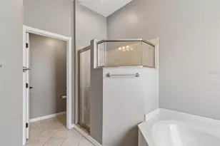 8604 Brookway Cir, Tampa, FL 33635 - Photo 29