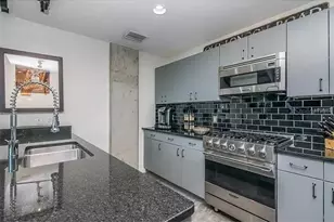 101 S 12th St, Tampa, FL 33602 - Photo 3