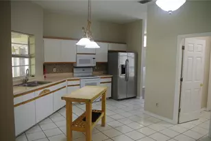 4207 Elba Pl, Valrico, FL 33596 - Photo 11