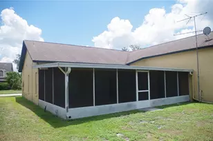 4207 Elba Pl, Valrico, FL 33596 - Photo 5