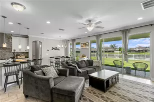 10506 Alcon Blue Dr, Riverview, FL 33578 - Photo 9
