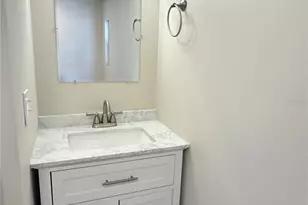 217 Mt Piney Ave NE, Saint Petersburg, FL 33702 - Photo 11