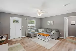 1512 E Hanna Ave, Tampa, FL 33610 - Photo 7