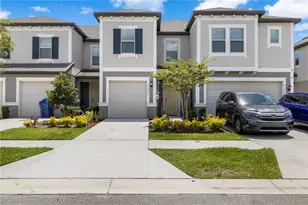 31940 Blue Passing Loop, Wesley Chapel, FL 33545 - Photo 1