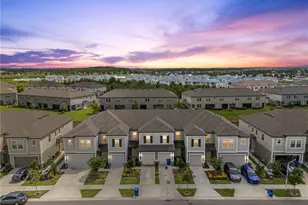 31940 Blue Passing Loop, Wesley Chapel, FL 33545 - Photo 53