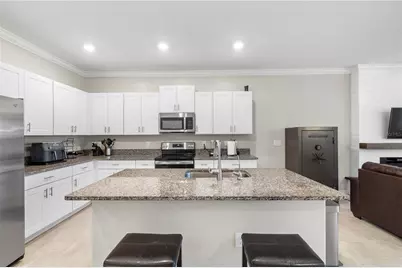31940 Blue Passing Loop, Wesley Chapel, FL 33545 - Photo 9