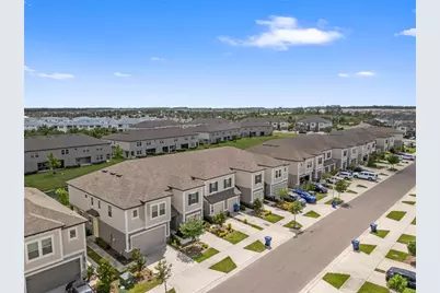 31940 Blue Passing Loop, Wesley Chapel, FL 33545 - Photo 47