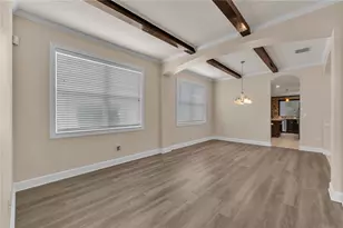 17433 New Cross Cir, Lithia, FL 33547 - Photo 9