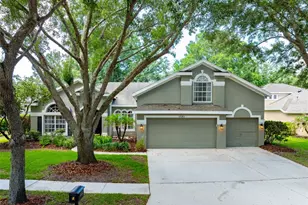 15211 Merlinglen Pl, Lithia, FL 33547 - Photo 1