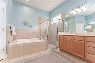 15211 Merlinglen Pl, Lithia, FL 33547 - Photo 19