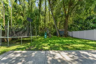 12419 Hidden Brook Dr, Tampa, FL 33624 - Photo 27