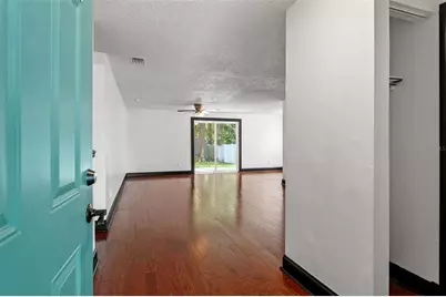 12419 Hidden Brook Drive, Tampa, FL 33624 - Photo 5