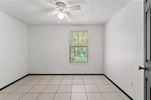 12419 Hidden Brook Dr, Tampa, FL 33624 - Photo 23