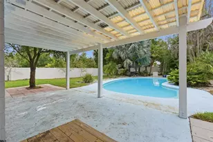 1303 Wallwood Dr, Brandon, FL 33510 - Photo 35