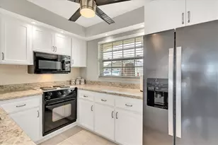 19029 US Hwy 19 N, Clearwater, FL 33764 - Photo 17