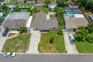 7313 37th Ave N, Saint Petersburg, FL 33710 - Photo 39