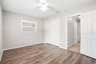 301 Terrace Dr E, Clearwater, FL 33765 - Photo 27