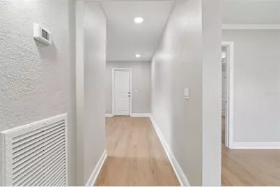 2120 W Clifton Street, Tampa, FL 33603 - Photo 19