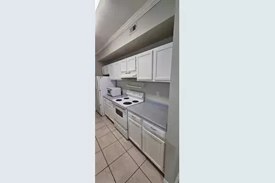 5618 Pinnacle Heights Circle #309, Tampa, FL 33624 - Photo 5