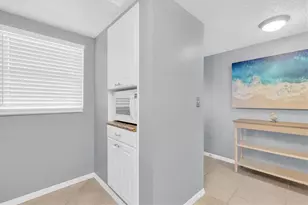 719 Pinellas Bayway S, Saint Petersburg, FL 33715 - Photo 15