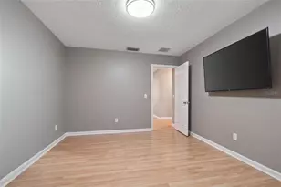6460 Bonnie Bay Cir N, Pinellas Park, FL 33781 - Photo 33
