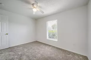 954 Derbyshire Dr, Kissimmee, FL 34758 - Photo 11