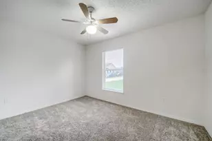 954 Derbyshire Dr, Kissimmee, FL 34758 - Photo 13