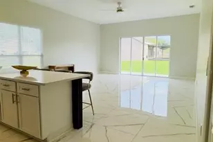 35609 Welby Ct, Zephyrhills, FL 33541 - Photo 9