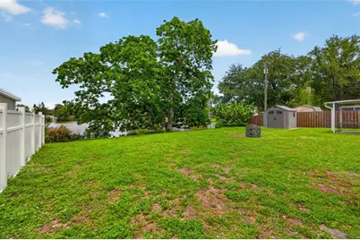 6819 Meadowlawn Drive N, Saint Petersburg, FL 33702 - Photo 25