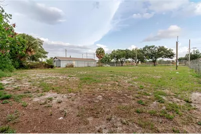 2100 E Dr Mlk, Tampa, FL 33610 - Photo 5