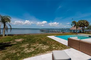 412 Shore Dr E, Oldsmar, FL 34677 - Photo 25